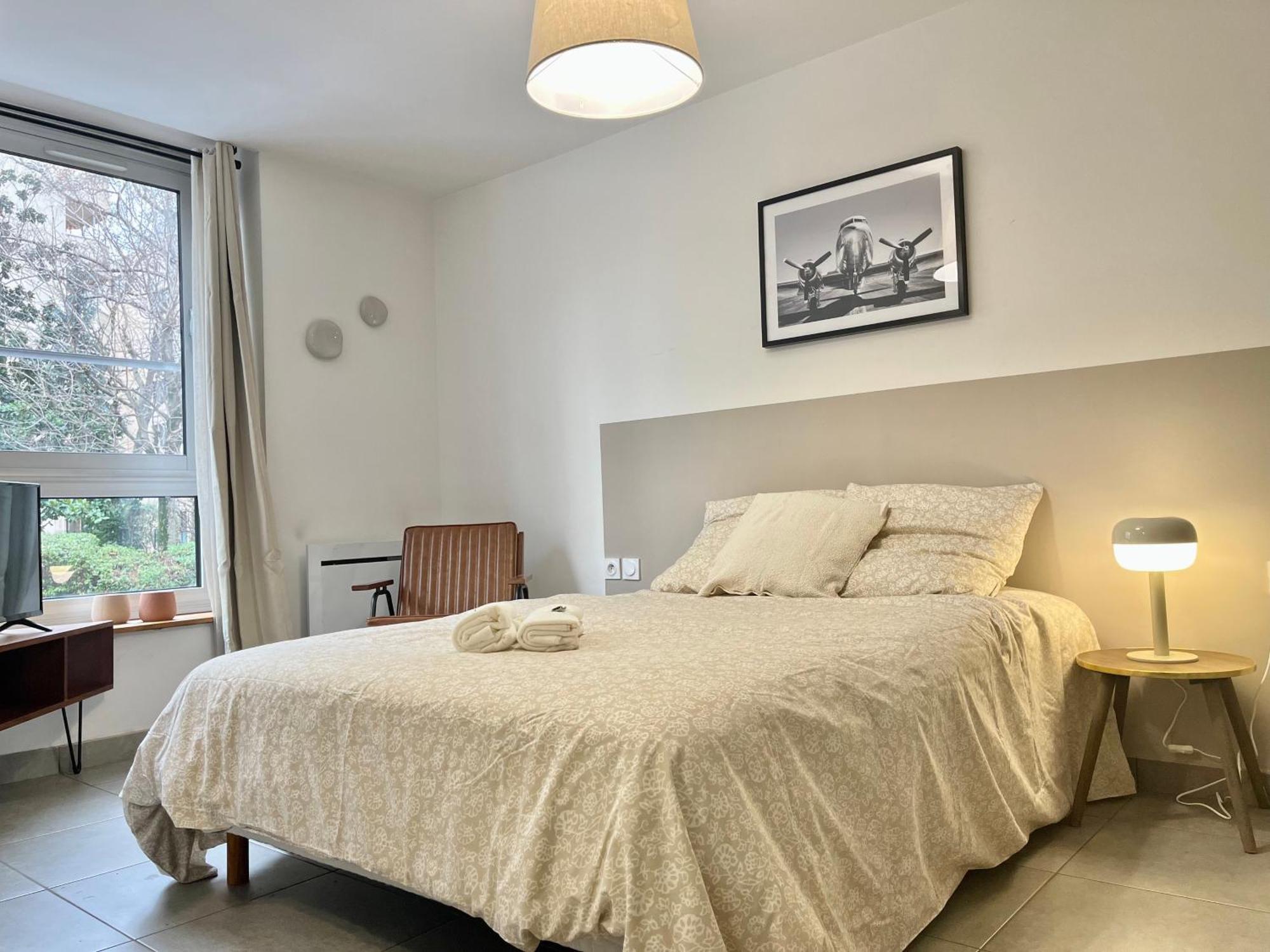 Suite Danbury Lyon Exterior foto